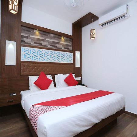 Hotel Qube Kochi Exterior foto