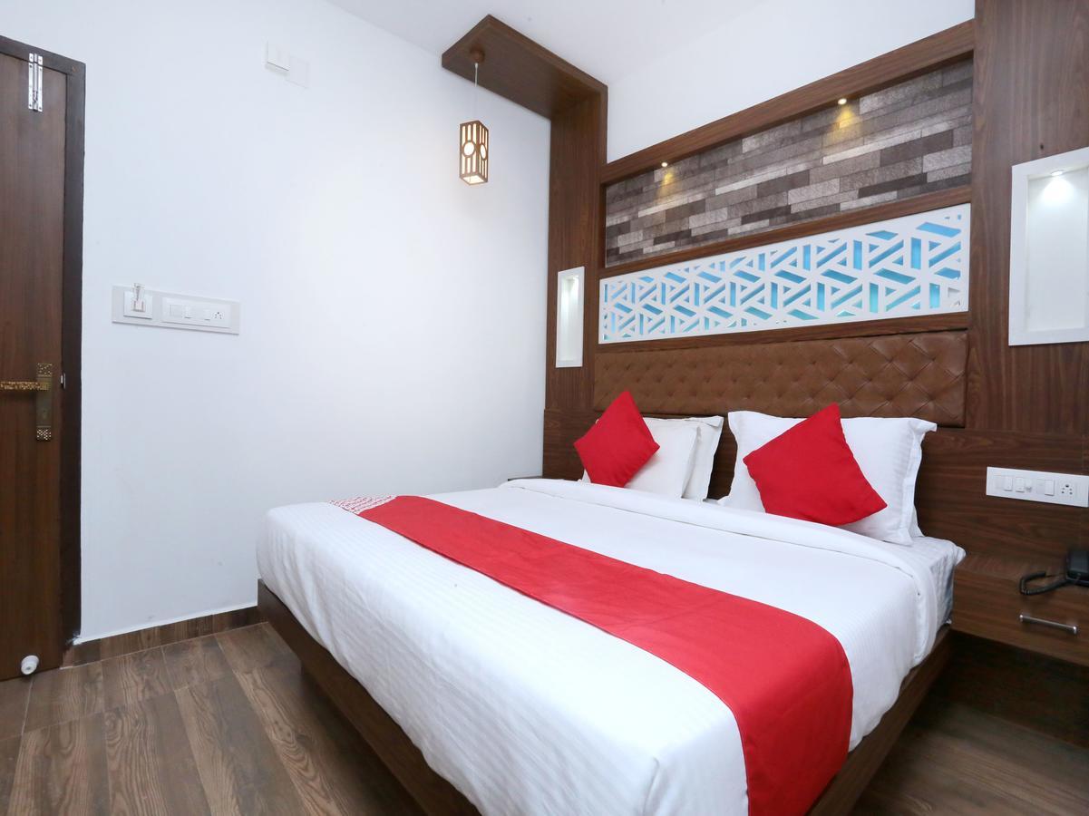Hotel Qube Kochi Exterior foto