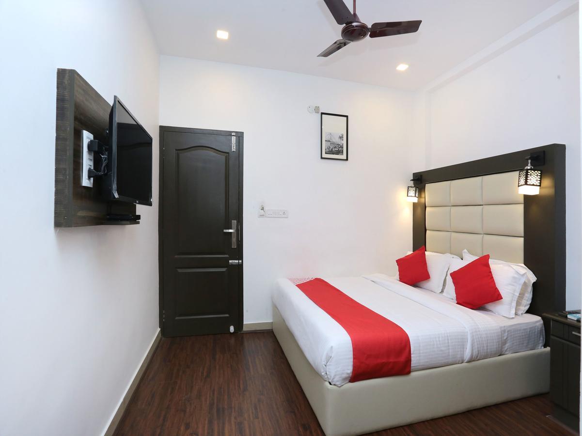 Hotel Qube Kochi Exterior foto